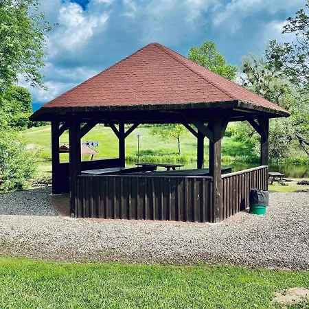 Osrodek Stara Piekarnia Kajaki Bed and breakfast